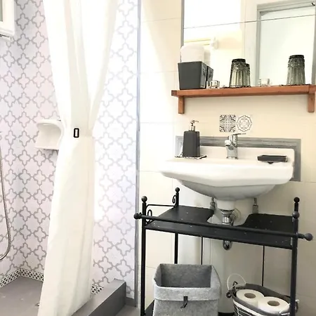 Olympian-apartments * باروس