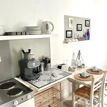 Olympian-apartments Apartment *