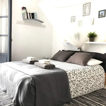 Olympian-apartments Apartment *