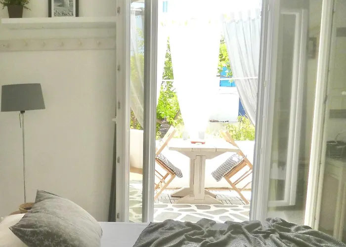 Olympian-apartments *