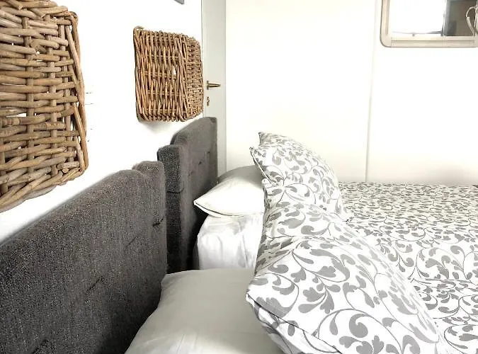 Olympian-apartments Paro